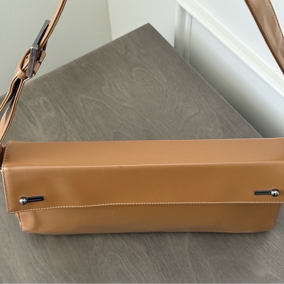 Bruno Magli Shoulder Bag Vintage Butter Yellow - Picture 2 of 9